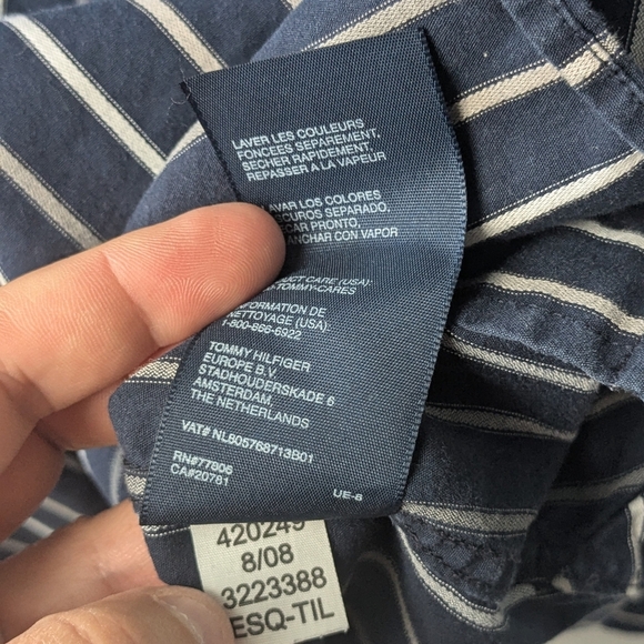 TOMMY HILFIGER Men Casual Buttons Down Shirt Men Long Sleeves Size L 100% Cotton - Picture 7 of 10